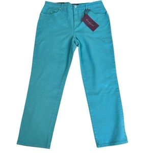 NWT Gloria Vanderbilt Pants